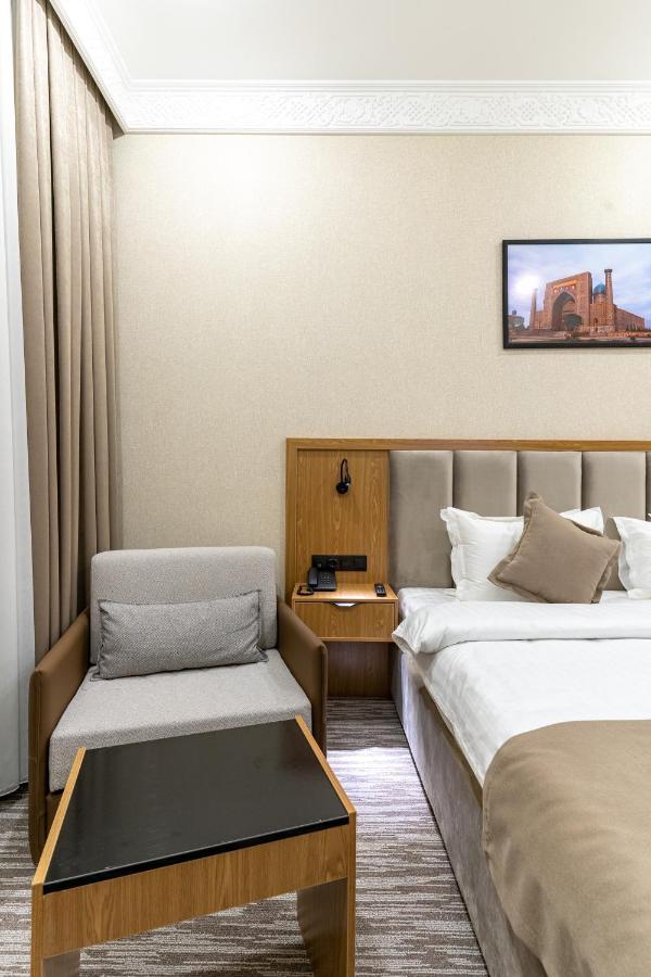 Mirzo Hotel Tashkent Exterior foto